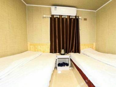 Huangqunliang Farmhouse