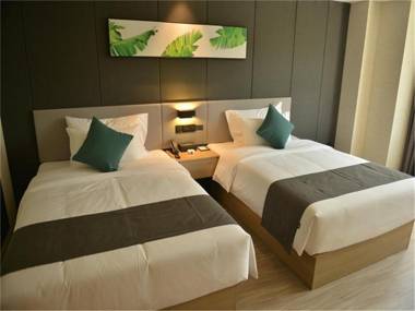 UP AND IN Hotel Henan Pingdingshan Lushan County Yaoshan Daxiagu Drifting