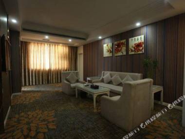 Kunlun Yaju Hotel (Pingdingshan Lushan Branch)