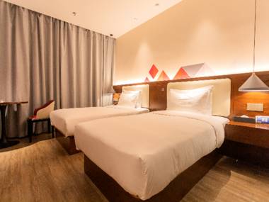 Borrman Hotel Jinzhou Rt-Mart