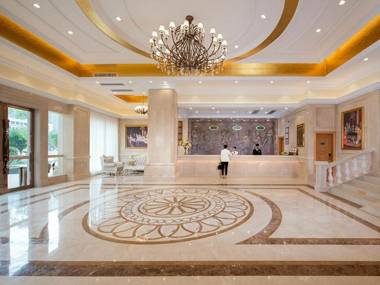 Vienna Hotel Guangdong Qingyuan Xincheng Beijiang