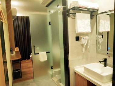 Shell Hotel Bozhou Lixin County Passenger Center