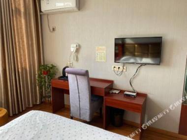 Mengcheng Jiayue Hotel