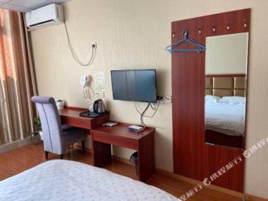 Mengcheng Jiayue Hotel