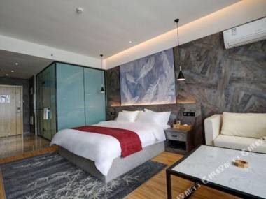 FuGou QianNa Hotel Journey