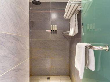 Jinghe Fashion Hotel