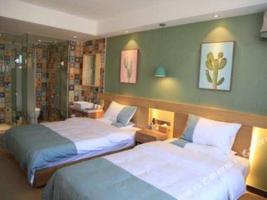 Zhoukou Yihua Yizhu Boutique Hotel