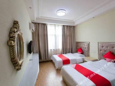 Zhou Kou Jin Xin Guan Ying Hotel