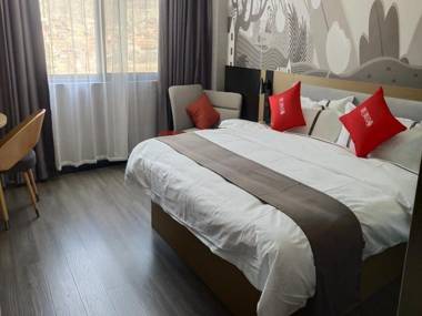 Thank Inn Sichuan Ganzi Batang County Taoyuan Road