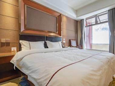Pue Holiday Hotel
