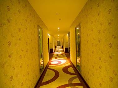 Super 8 Hotel Qitai TuanJie Nan Road