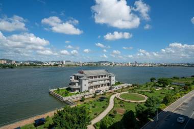 Floral Hotel Chaozhou Ancient City Peninsula Inn