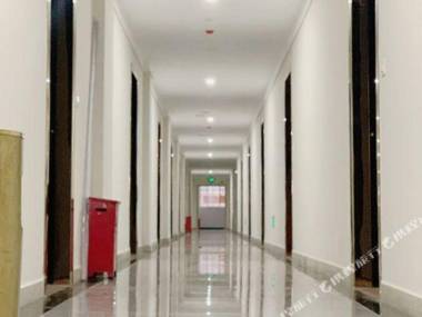 Fenghuangtai Hotel