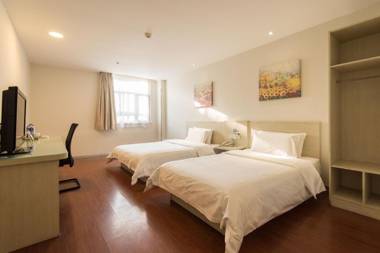 Hanting YulinStreet South Bus Station