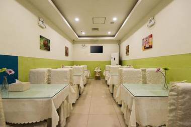 Hanting YulinStreet South Bus Station