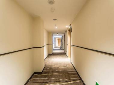 City Comfort Inn Yulin Experiment Middle School