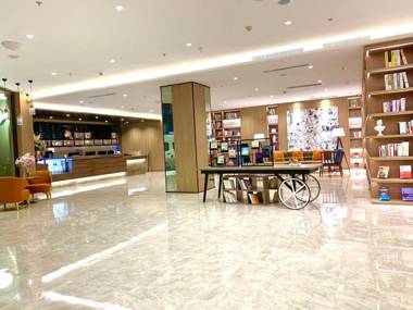 Hanting Hotel Yuxi Nie'er Music Square