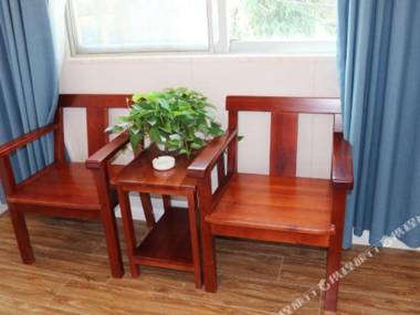 Towo Holiday Hotel (Manchuanguan Ancient Town Shop in Shanyang)