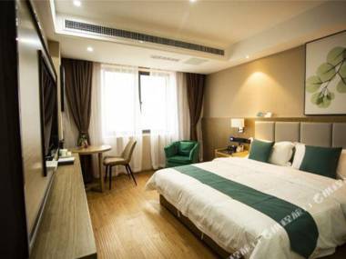 Green Tree Inn (Mangshi Square)