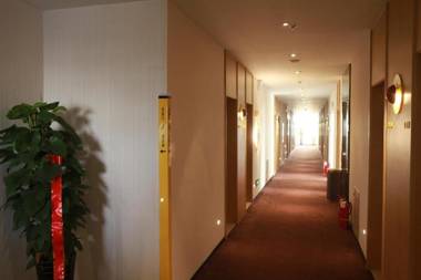 7Days Premium Rizhao Juxian Bus Terminal