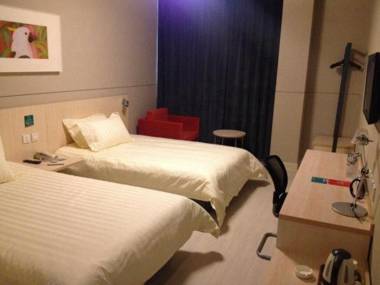 Jinjiang Inn QianAn Middle Yanshan Road