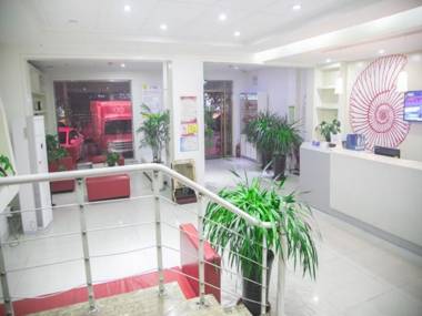 Shell Hotel Binzhou College