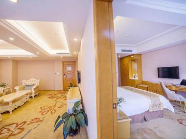 Vienna Hotel Hebei Zhuozhou High-Speed Railway Station