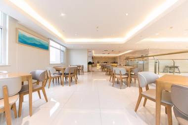 Ji Hotel Zhuozhou East Station