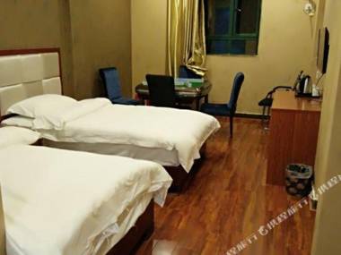 Fu Zhou Xing Qi Ba Shang Wu Hotel