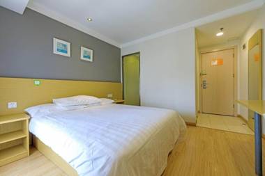 Hi Inn Shanghai Zhoupu Xiao Shanghai