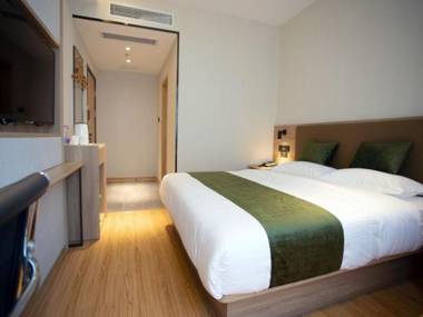 GreenTree Inn Express Shanghai Pudong Lingang New City Yunhan Road