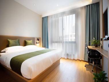 GreenTree Inn Express Shanghai Pudong Lingang New City Yunhan Road