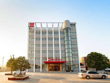 Ibis Lianyungang Guanyun County Downtown Hotel