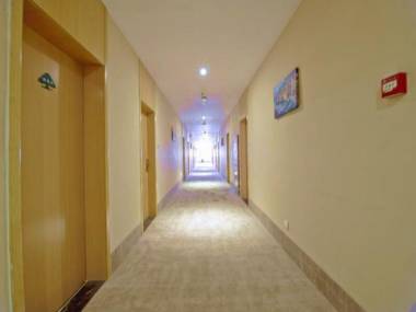 GreenTree Inn Jiangsu Zhenjiang Danyang Development Zone Municipal Government Business Hotel