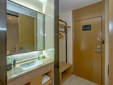 City Comfort Inn Baise Jingxi Four Seasons Lohas