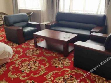 Delinghai BinXian Quality Hotel
