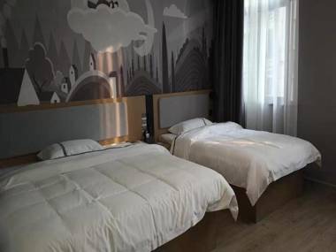 Thank Inn Chain Hotel Anhui Suzhou Lingbi County People's Hospital Zhongxiu Jincheng