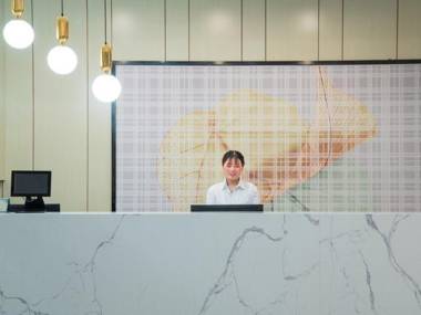 GreenTree Inn Express Suzhou Luzhi Ancient Town Scenic Area Xiaoshi Road