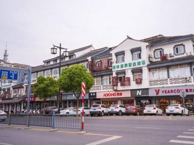GreenTree Inn Express Suzhou Luzhi Ancient Town Scenic Area Xiaoshi Road