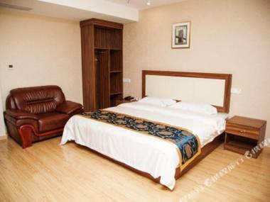 Super 8 Hotel (North Square of Suzhou Railway Station)