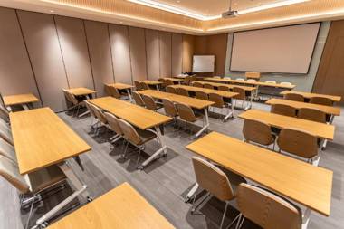 Ji Hotel Changshu Shimao Century Center