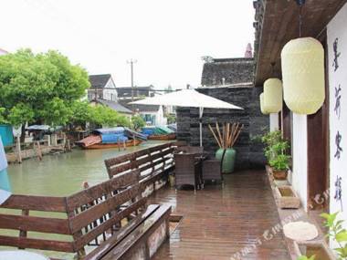 Jiuqi · Mohe Boutique Inn