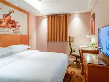 Vienna Hotel Jiangsu Kunshan Changjiang North Road Fenghuangcheng