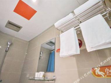 Podinn(Suzhou Renmin Road Guanqianchayuanchang Subway Station Store)