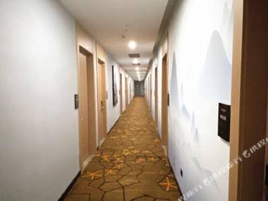 Jun Hotels (Kunshan International Convention and Exhibition Center)