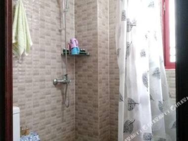 Shuiyue Huanghun Inn