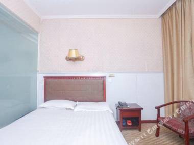 Golden Holiday Hotel