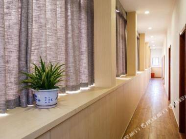 Yunman Hotel (Suzhou Guanqian Street Humble Administrator's Garden)