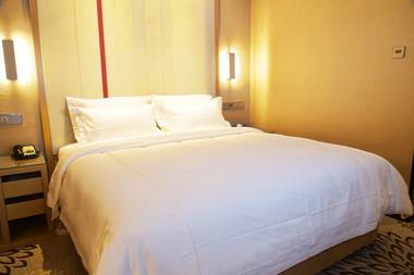 Lavande Hotel Jingjiang Automobile Terminal