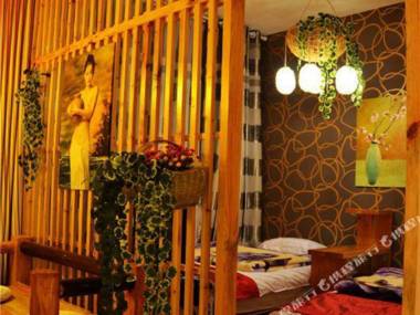 Kuanzhai Xiangzi Holiday Hotel